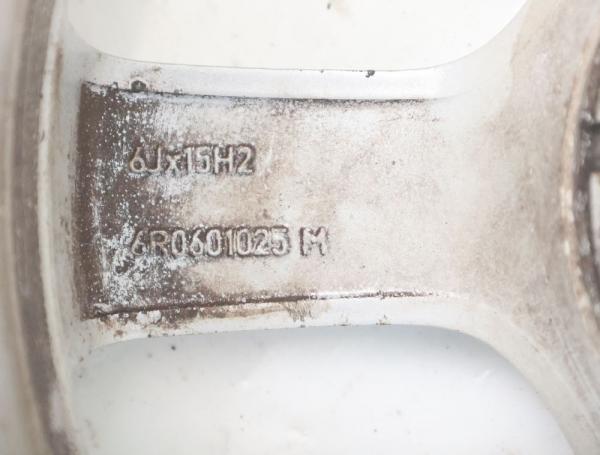 Felge Alu/Leichtmetall vorn rechts 6R0601025M VW POLO 5 6R