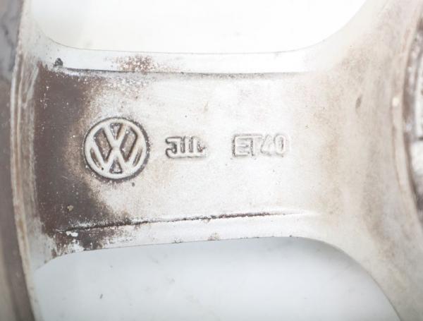 Felge Alu/Leichtmetall vorn rechts 6R0601025M VW POLO 5 6R