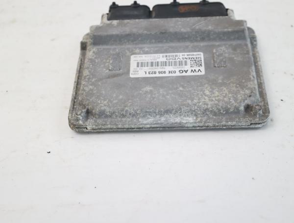 Steuergerät Motor 03E906023L VW POLO 5 6R