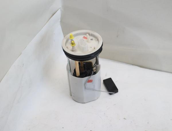 Benzinpumpe mit Geber 6R0919051 VW POLO 5 6R