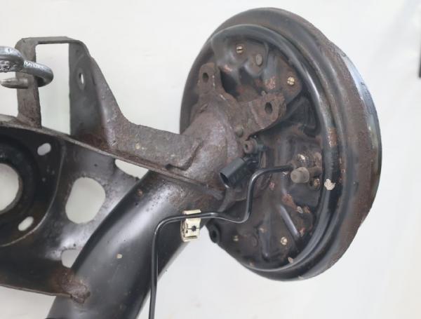 Achse hinten 6R0500051B VW POLO 5 6R