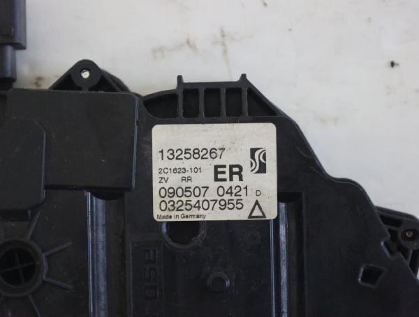 Türschloß hinten rechts 13258267 Opel CORSA D