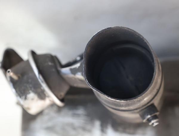 Auspuff / Schalldämpfer hinten 8610669 BMW 7er F01