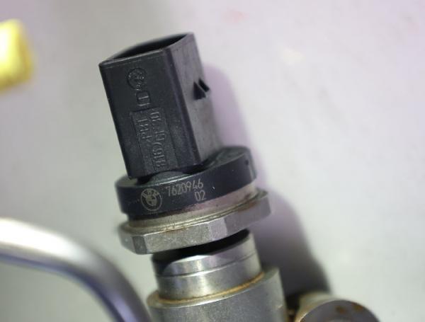 Einspritzeinheit 8649320 BMW 7er F01
