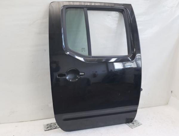 Tür hinten rechts 82100EB30J Nissan NAVARA D40
