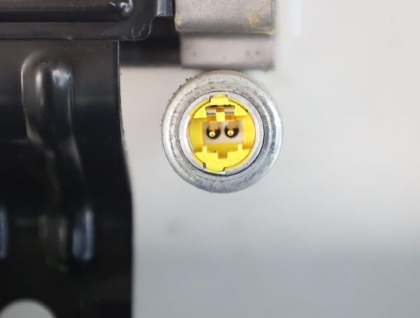 Sicherheitsgurt vorn rechts 868844X30B Nissan NAVARA D40