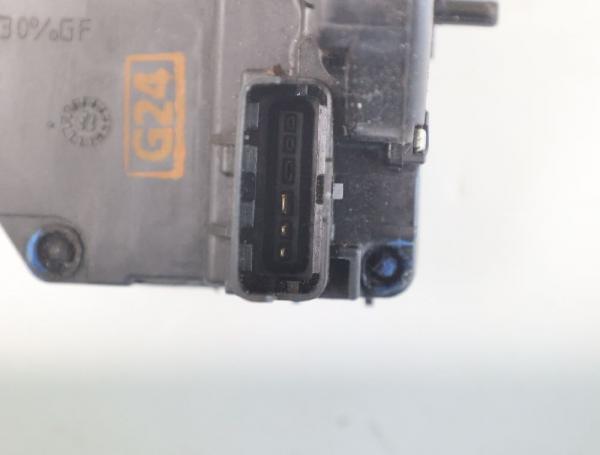 Türschloß hinten rechts 82500EB30D Nissan NAVARA D40