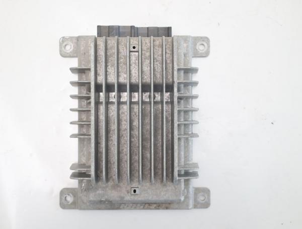 Radio-Verstärker-Einheit 280605X50A Nissan NAVARA D40