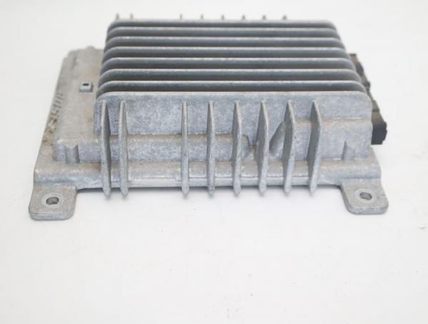 Radio-Verstärker-Einheit 280605X50A Nissan NAVARA D40