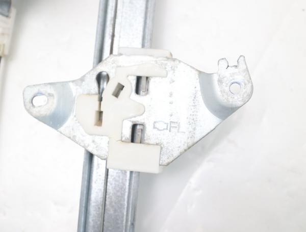 Fensterheber elektrisch hinten links 827013X30A Nissan NAVARA D40
