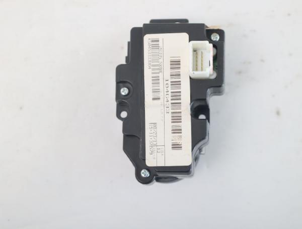 Schalter Radiobedienung 283955X00C Nissan NAVARA D40