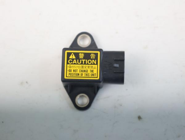 Sensor Querbeschleunigung 319551BN0A Nissan NAVARA D40