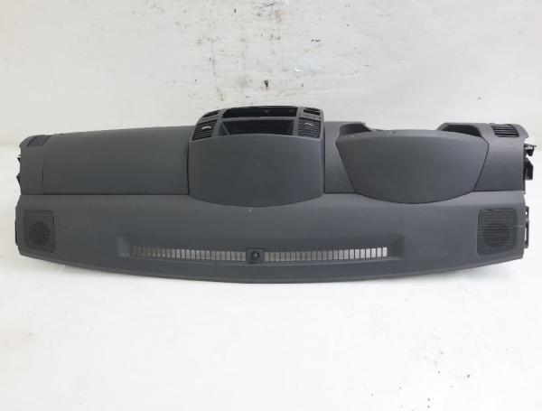 Armaturenbrett 681004X11B Nissan NAVARA D40