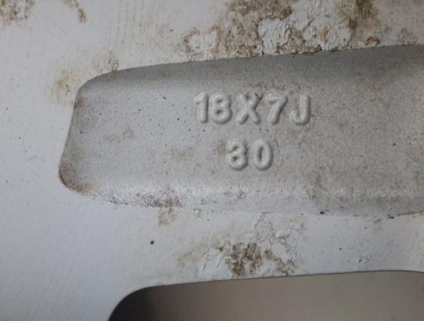 Felge Alu/Leichtmetall hinten links 403005X60B Nissan NAVARA D40