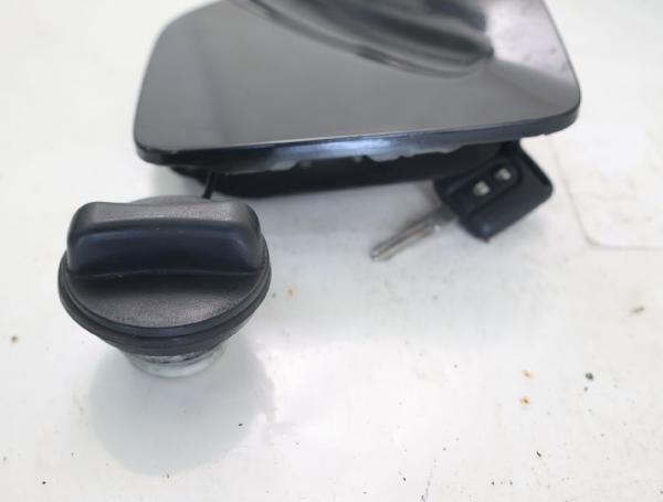 Tankklappe K38704X3MA Nissan NAVARA D40