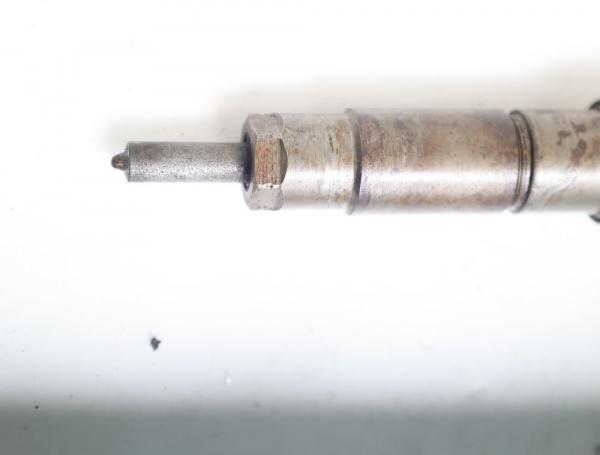 Einspritzduese (Diesel) Zylinder 2 0445116033 Nissan NAVARA D40