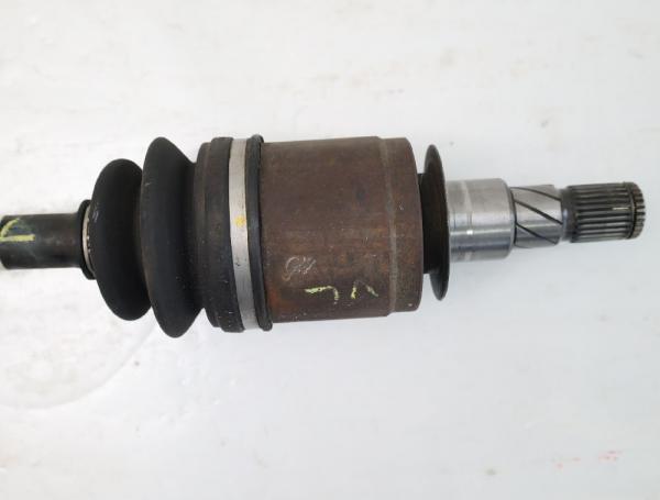 Antriebswelle vorn links 391005X20A Nissan NAVARA D40