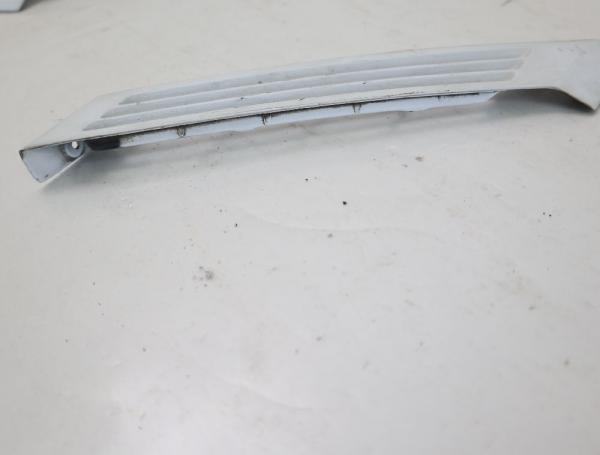 Zierleiste 2016980289 Mercedes 190 W201