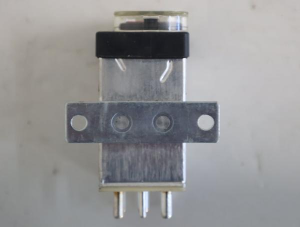 Relais 897162000 Mercedes 190 W201