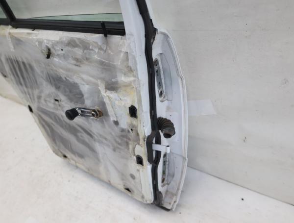 Tür hinten links 2017300705 Mercedes 190 W201