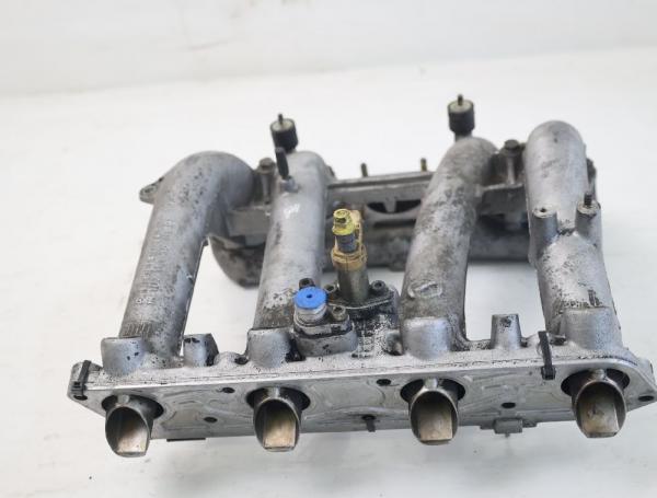 Ansaugkrümmer 1021405301 Mercedes 190 W201