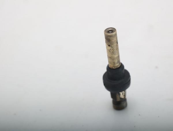 Einspritzventil 0000785623 Mercedes 190 W201