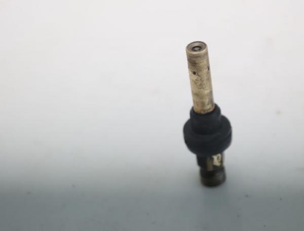Einspritzventil 0000785623 Mercedes 190 W201