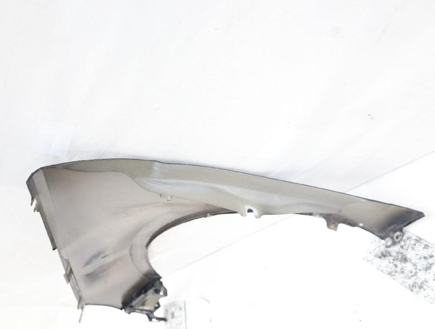 Kotflügel vorn rechts 39011391 Opel ASTRA K Sports Tourer