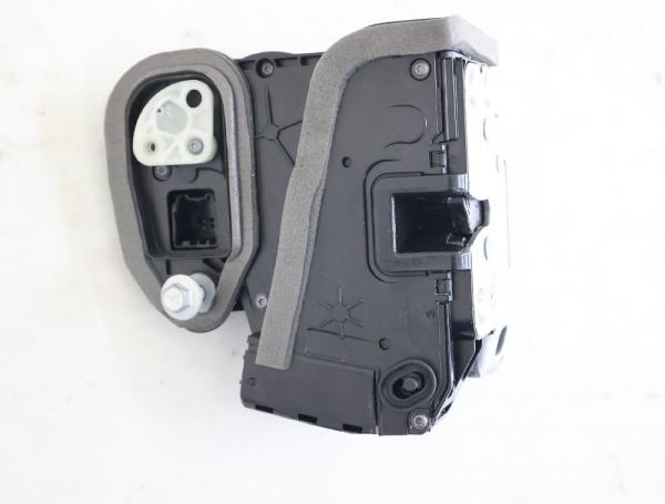 Türschloß hinten rechts 13533667 Opel ASTRA K Sports Tourer