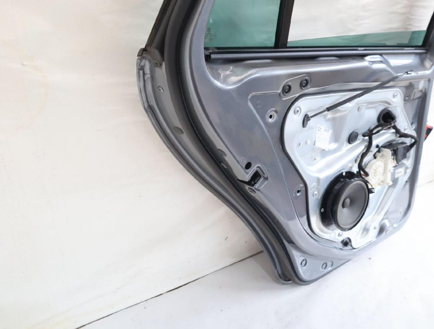Tür hinten links 1K9833055B VW GOLF 6 Variant