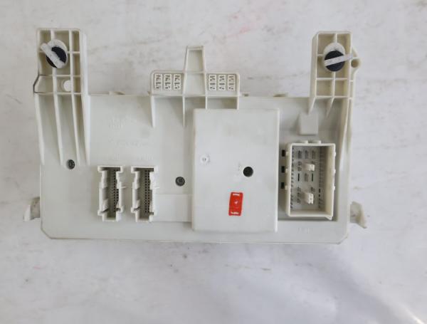 Sicherungskasten 31254749 Volvo C30