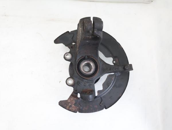 Achsschenkel vorn rechts 30760281 Volvo C30