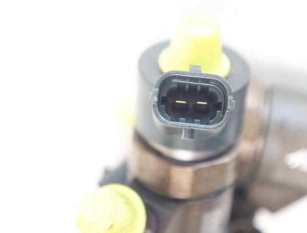 Einspritzduese (Diesel) Zylinder 2 328480 Volvo C30