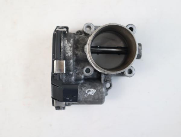 Drosselklappenstutzen 351002A600 Kia SPORTAGE 4
