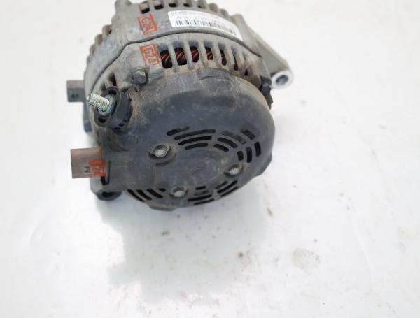 Lichtmaschine 373002A700 Kia SPORTAGE 4