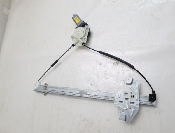 Fensterheber elektrisch vorn rechts 824044H010 Hyundai H1 TRAVEL