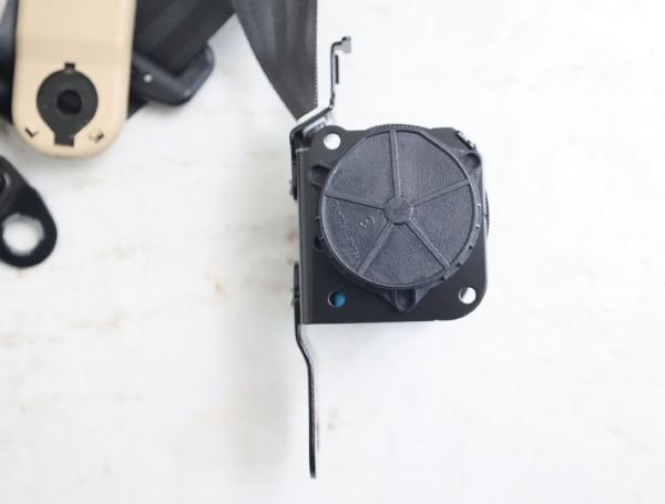 Sicherheitsgurt hinten links 898204H021 Hyundai H1 TRAVEL