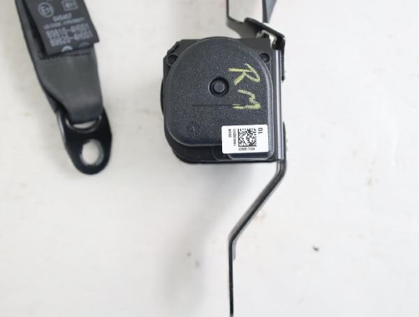 Sicherheitsgurt hinten 898204H001 Hyundai H1 TRAVEL