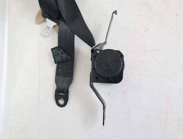 Sicherheitsgurt hinten 898204H001 Hyundai H1 TRAVEL
