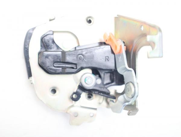 Türschloß hinten rechts 829474H000 Hyundai H1 TRAVEL