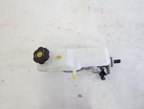 Hauptbremszylinder 585104HCB0 Hyundai H1 TRAVEL