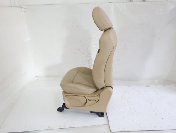 Sitz vorn links 881004H160TQC Hyundai H1 TRAVEL