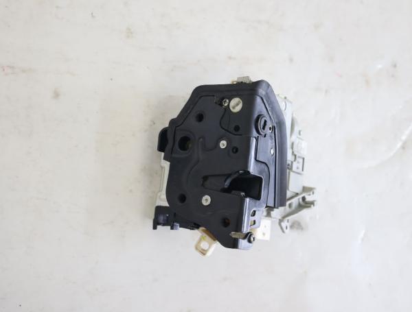 Türschloß hinten links 8K0839015C Audi Q5 8R