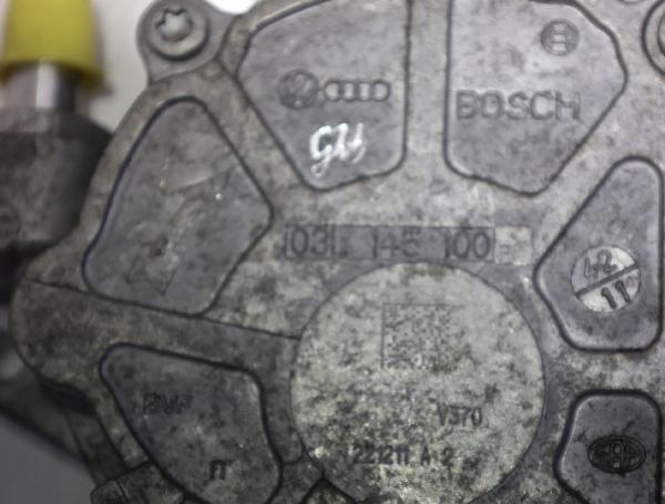Vakuumpumpe 03L145100 Audi Q5 8R