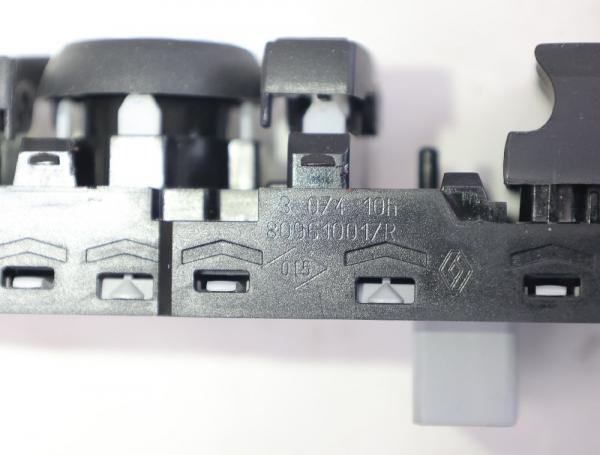 Schalter Fensterheber vorn links 809610017R Renault SCENIC 3 JZ