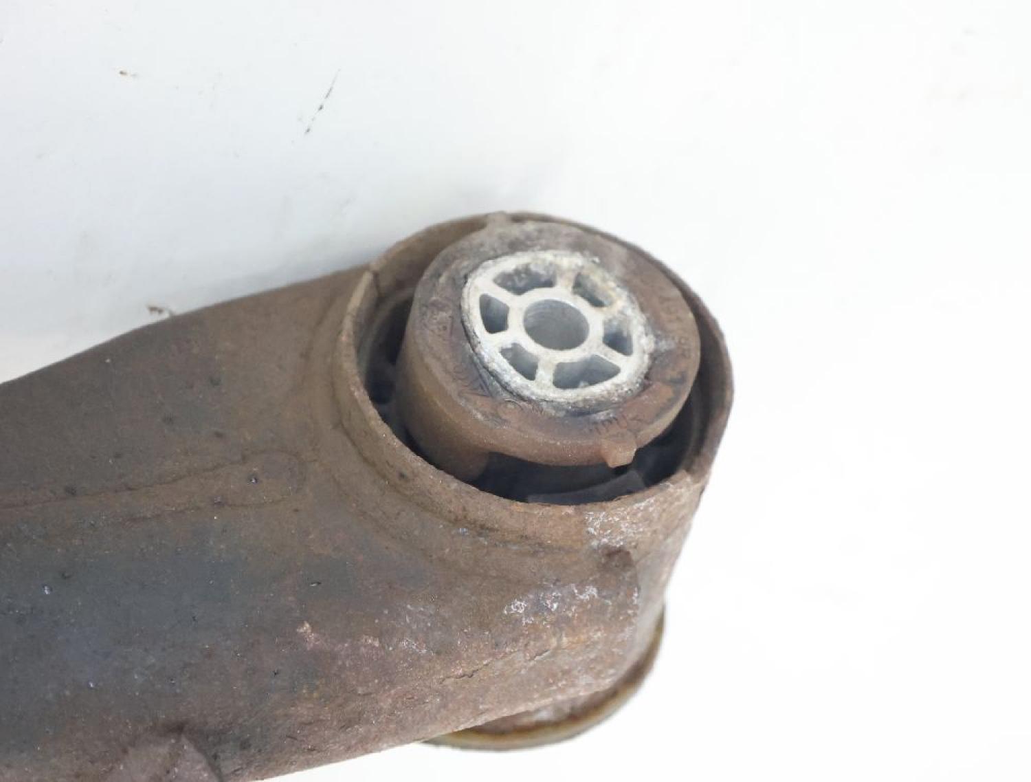 Achse hinten 555017050R Renault SCENIC 3 JZ