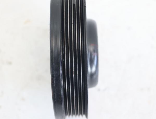 Riemenscheibe 038105243M VW TOURAN 1