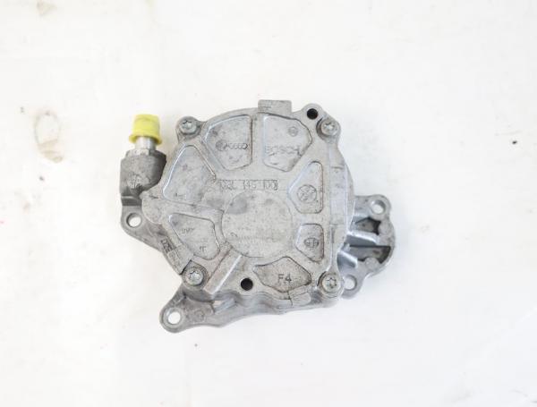 Vakuumpumpe 03L145100 VW TOURAN 1