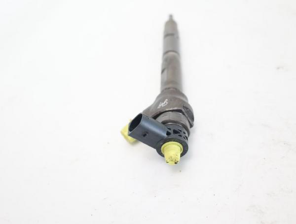 Einspritzduese (Diesel) Zylinder 2 03L130277J VW TOURAN 1