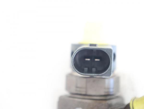Einspritzduese (Diesel) Zylinder 2 03L130277J VW TOURAN 1